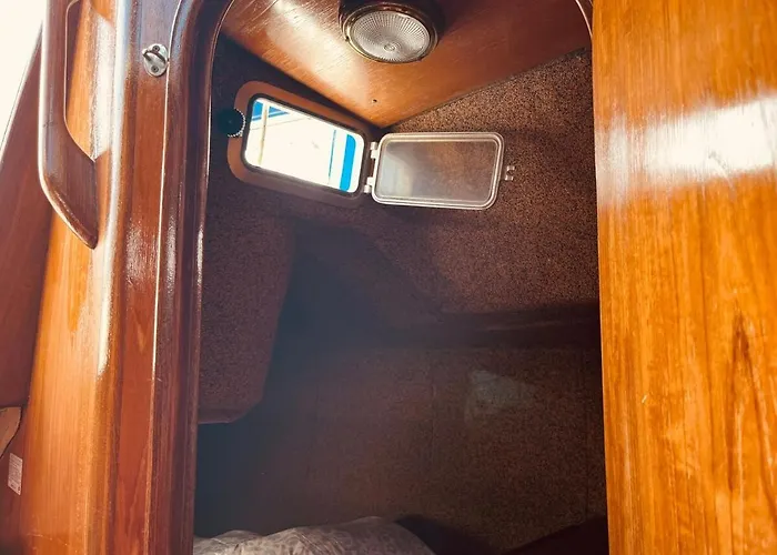 Nortada Boat Escape