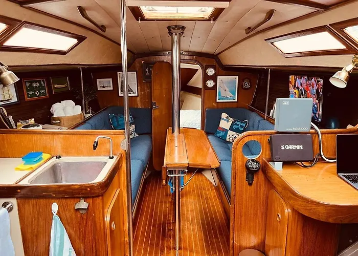 船屋 Nortada Boat Escape