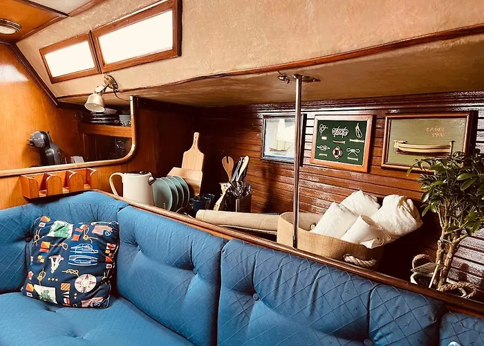 Nortada Boat Escape Πλωτό κατάλυμα